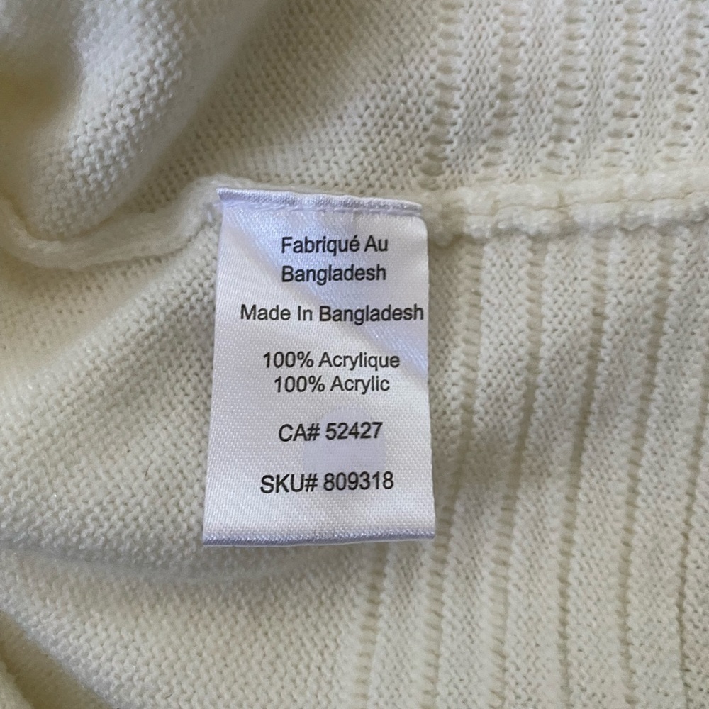 Classic Editions Crew Neck Knit Top Size Small - Picture 7 of 7